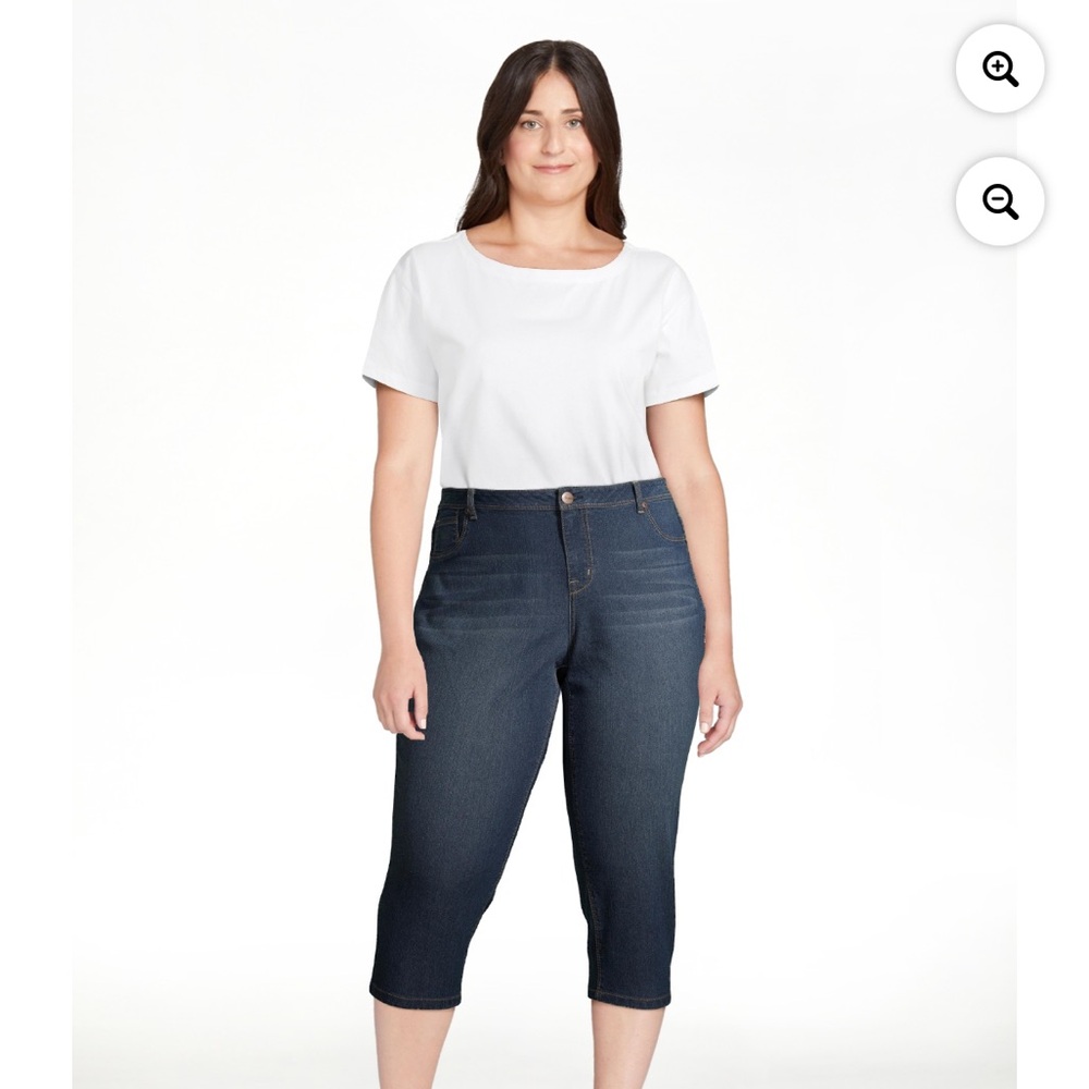 A3 Women’s Capri Jeans Size 16 EUC